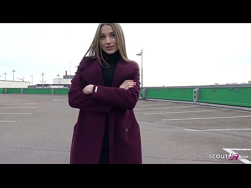 ❤️ ʻO GERMAN SCOUT HE MOʻEʻEHI HOʻOPIʻI STEELE, PARKING LOT TELLTALE A SEXY no ke kālā. Fuck video ma haw.teatroporno.ru ️❤